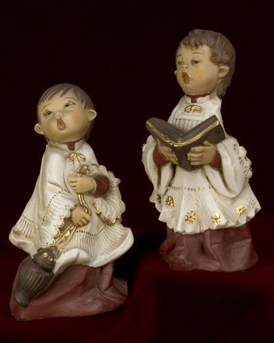 Ministranten aus solidem Kunstguss