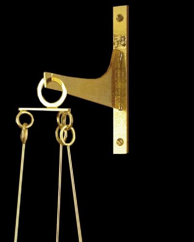 Wandarm in schlichter Form
