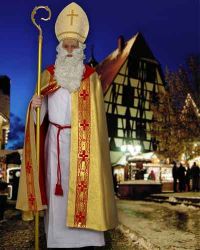Nikolaus Rauchmantel GOLD