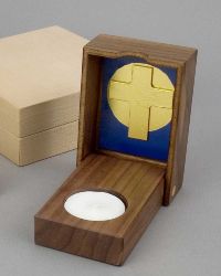 Reisealtar mit Reliefkreuz in Goldfolie 7 x 10 cm