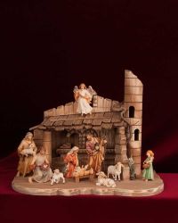 Krippe mit Stall Figurengr��e 11 cm