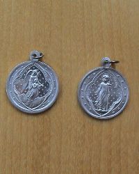 50 St�ck Medaillen Schutzengel mit Kind + Jesukind