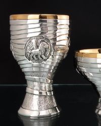 Kelch 16 cm hoch mit vier Medaillons der Evangelisten
