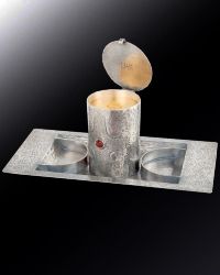 �lgef�� mit Amethystbesatz f�r OJ.