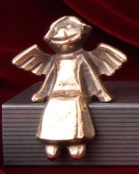 Engel aus Bronze sitzend, 6 cm