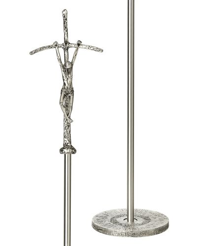Vortragekreuz 22 x 44 cm mit Stange "Papstkreuz" versilbert