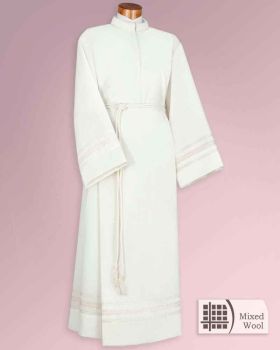 Priesteralbe 140 cm creme Wollmix mit Goldstickerei