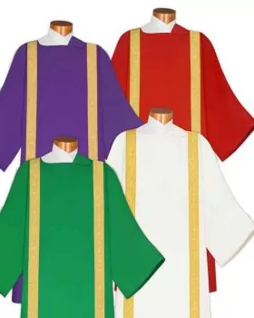 4 Dalmatiken m. Stola, Clavistäbe 4 liturgische Farben