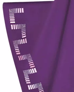 Kasel violett, gefüttert mit Kragen Kreuz gestickt