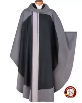 Kasel schwarz Jacquard mit Lichtstreifendesign 138cm