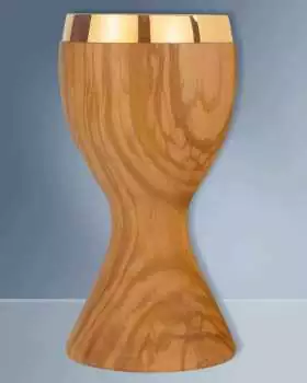 Kelch aus Olivenholz 16 cm hoch mit Einsatzcuppa