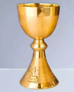 Kelch vergoldet 19 cm hoch Applikation Lamm Gottes
