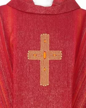 Kasel mit Stola Wolle & Seide rot Goldkreuz gestickt