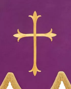 Fahne violett, 125 x 90 cm PX, Kreuzsymbol gestickt