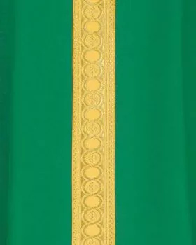 Kasel und Innenstola grün mit golderner Bordüre
