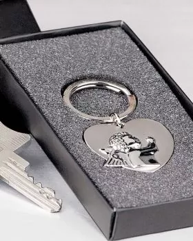 Schlüsselanhänger mit Ring Schutzengel in Herzform