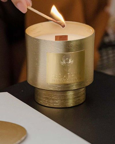 Preview: Meditationskerze handgearbeitet 8,5 x 9 cm