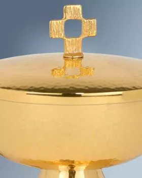 Ziborium klassisch 13 cm Ø vergoldet, gehämmert