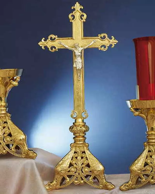Altarkreuz Messing 57 cm in neoromanischem Stil