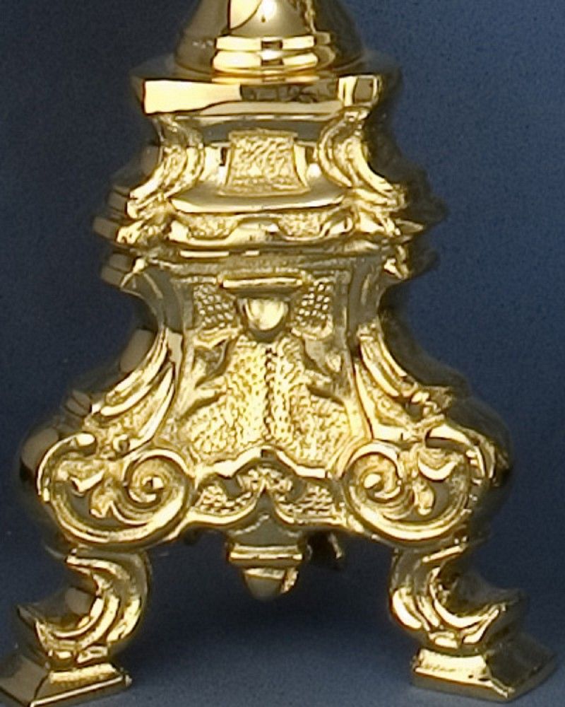 Standleuchter 60 cm hoch mit barocker Ornamentik