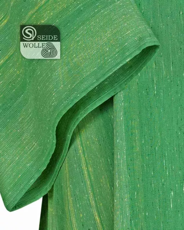 Dalmatik Wolle & Seide grün mit Streifeneinwebe