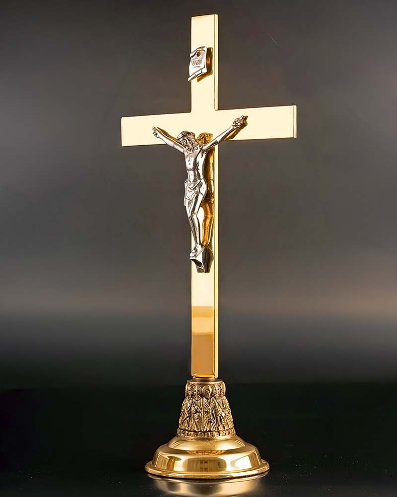 Altarkreuz 46 cm hoch, 23 cm breit Messing poliert