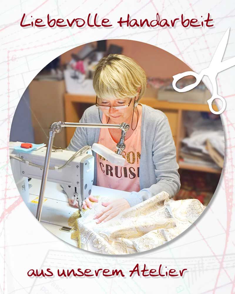 Kasel violett mit Stola eingewebte Goldstreifen