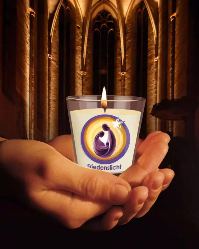 12 x Kerzenglas Friedenslicht 65 x 65 mm Heilige Familie