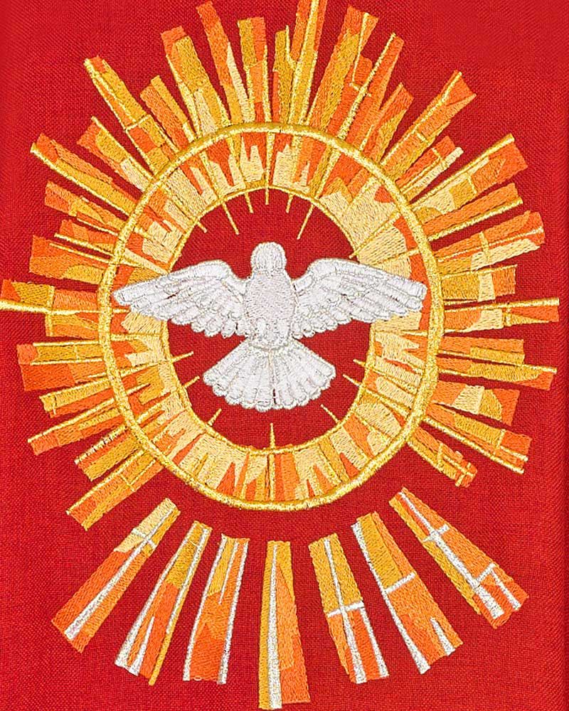 Kasel rot Hl. Geist Stickerei mit Innenstola 130 x 145 cm