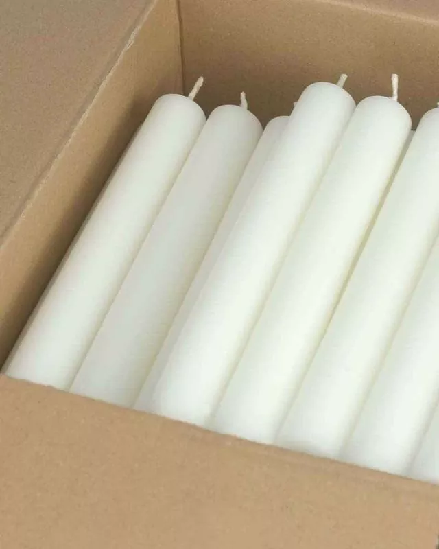 25 Stabkerzen 115 x 30 mm Einsatzkerzen für Flambeaux 25 Stabkerzen 115 x 30 mm Einsatzkerzen für Flambeaux