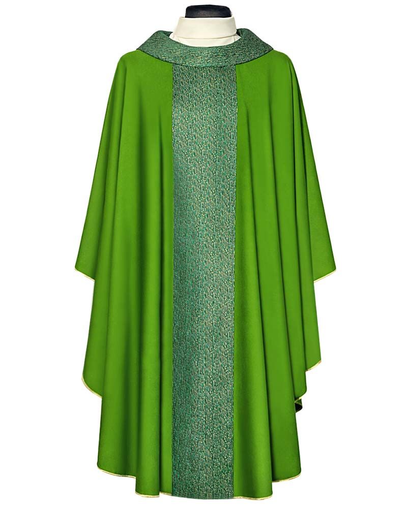 Kasel grün 132x170 cm mit Rundkragen mit Mittelstab