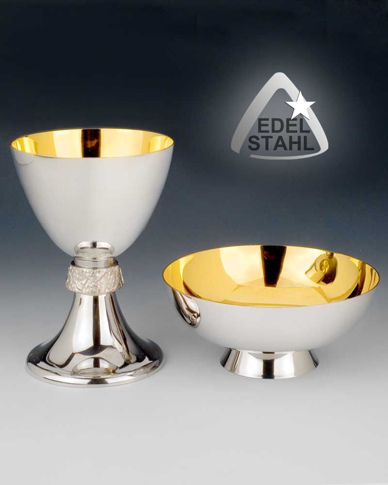 Kelch 16 cm schlicht, robust  aus poliertem Edelstahl