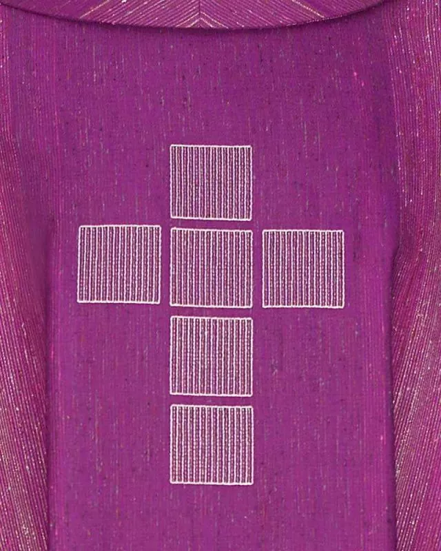 Kasel violett gesticktes Brustkreuz schlicht 134 cm