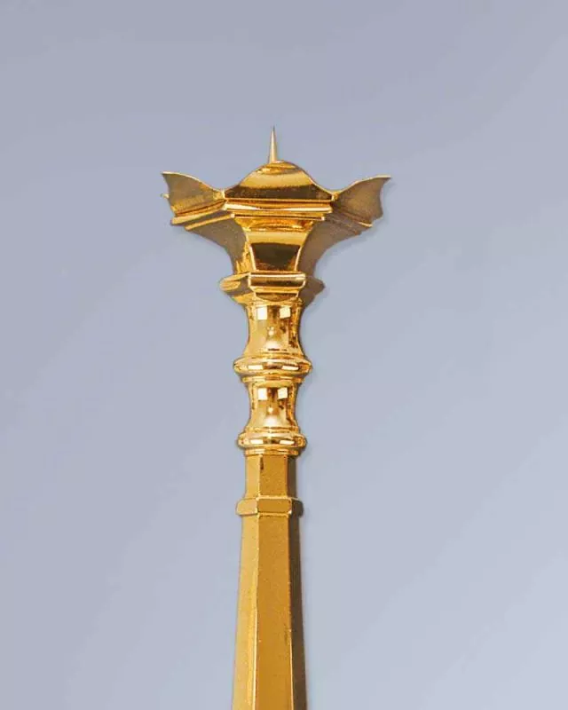 Standleuchter 40 cm hoch gotisch Messing vergoldet