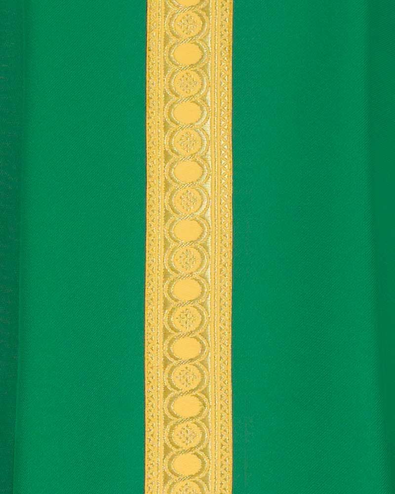 Kasel und Innenstola grün mit golderner Bordüre