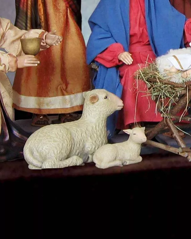 Schaf liegend für 90 cm Figuren holzgeschnitz