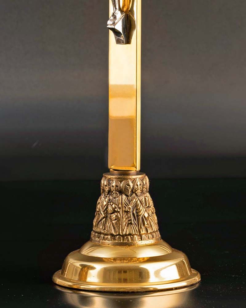 Altarkreuz 46 cm hoch, 23 cm breit Messing poliert