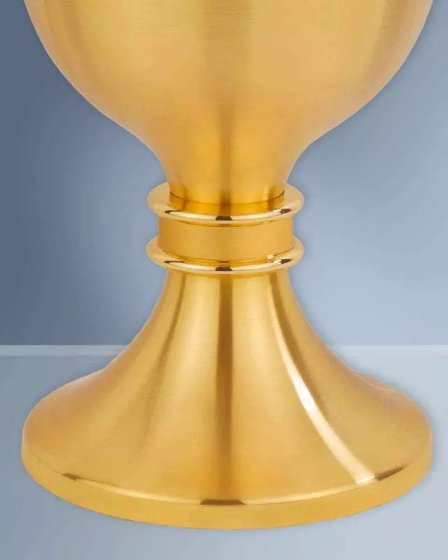 Kelch mit Nodus 16 cm hoch matt vergoldet mit Zierrand