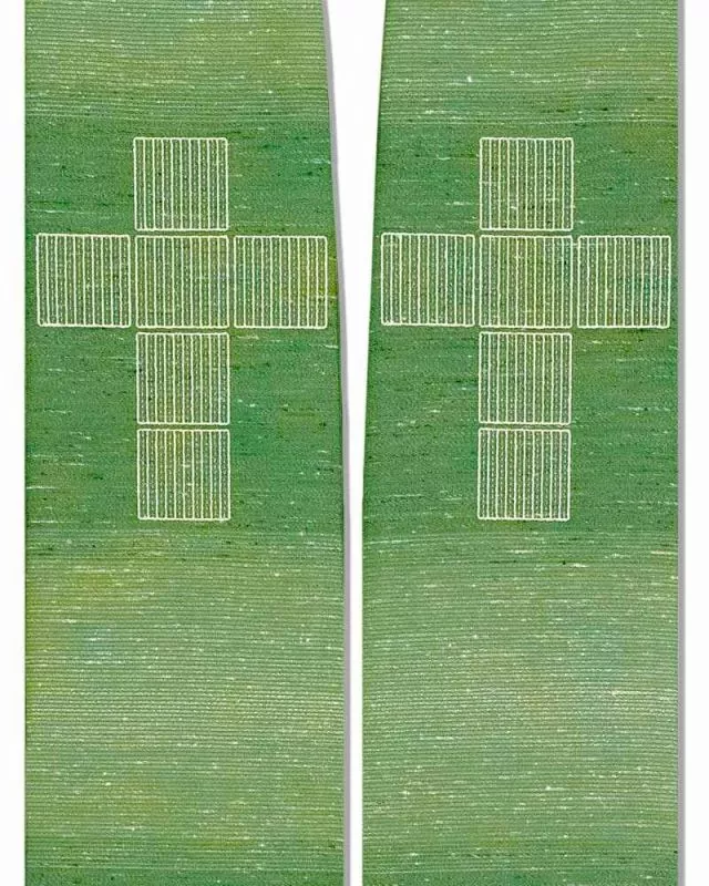 Stola Wolle & Seide Facon grün 140 cm Kreuze gestickt