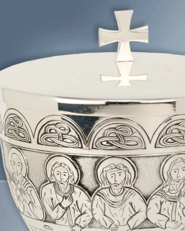 Ziborium 12 Apostel versilbert, innen vergoldet